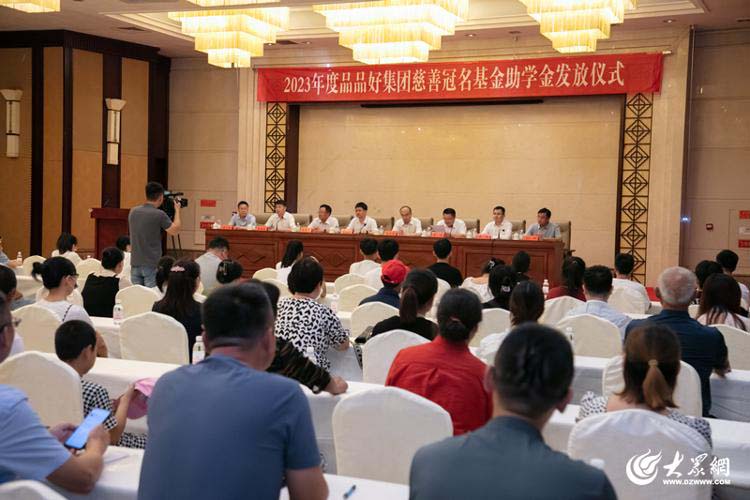 1701411513975305.jpg 4e5d12764709c3e_750.jpg